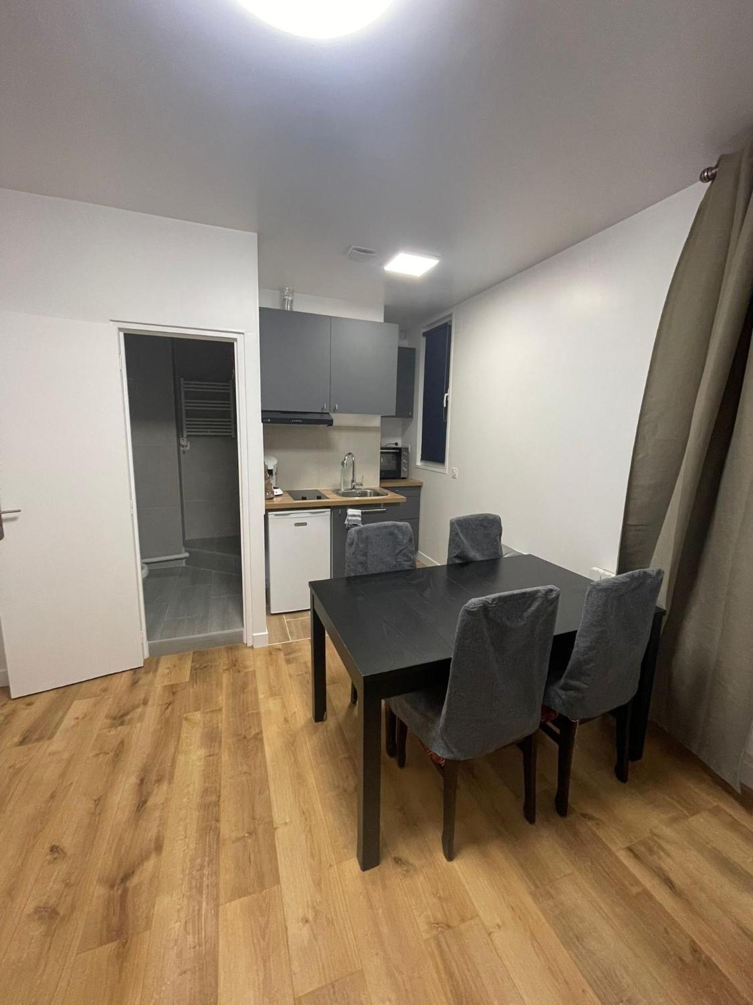 Lacharriere-Logement Entier 38M2 Παρίσι Εξωτερικό φωτογραφία